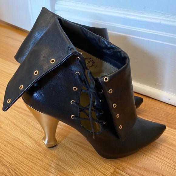 John Fluevog Shoes - Fluevog Body Parts size 8 (9)